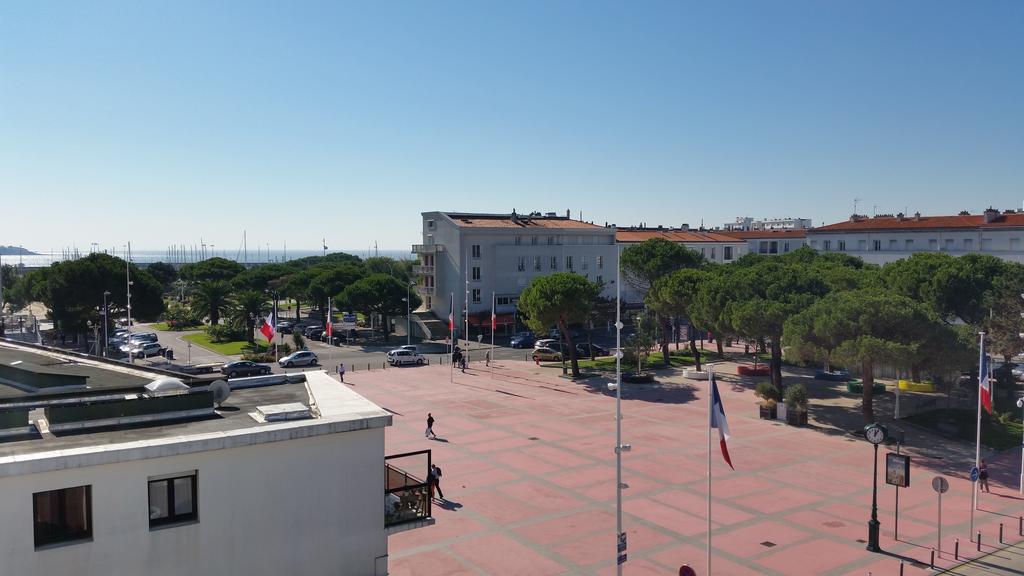 Crystal Hotel Royan Exteriör bild